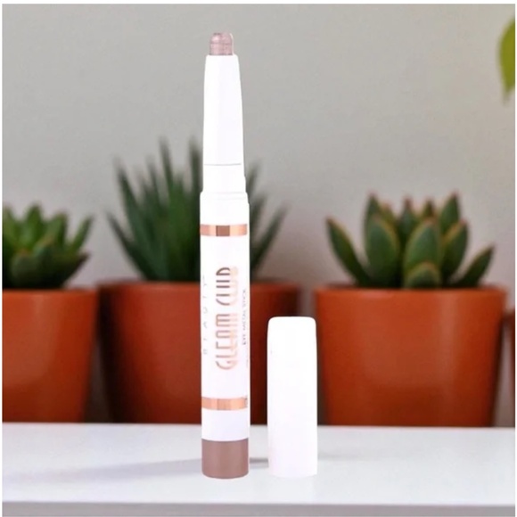 Kardashian Kollection Other - ROSE GOLD Kim Kardashian Gleam Club Eye Shadow Stick - SMOULDER new PC
